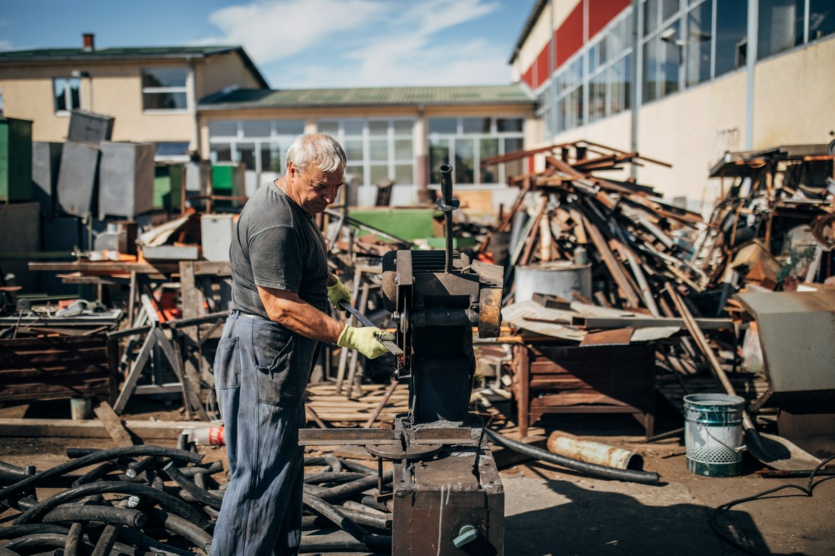 Współpraca w skupie złomu